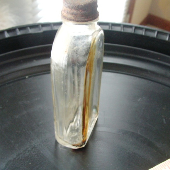 Vintage Small Glass Bottle with Lid - Picture 5 of 5